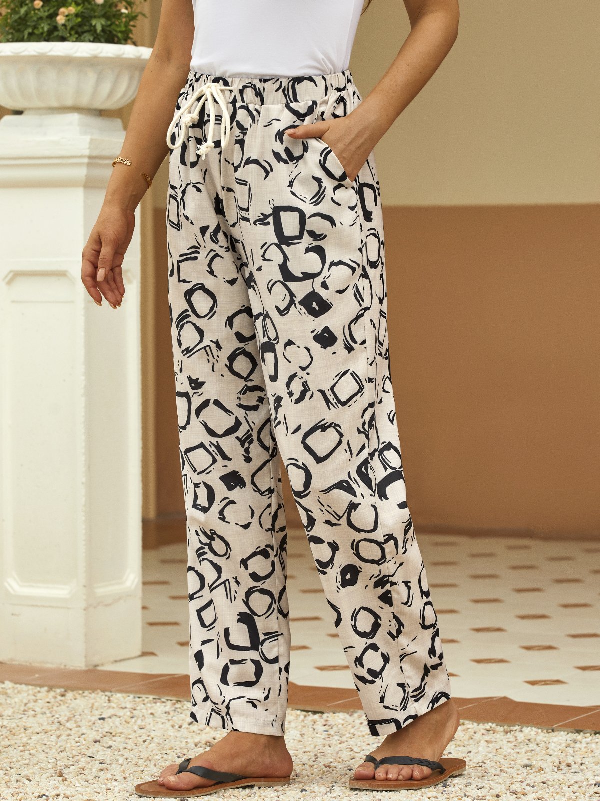 Geometric Printed Lace-up Pockets Casual Pants