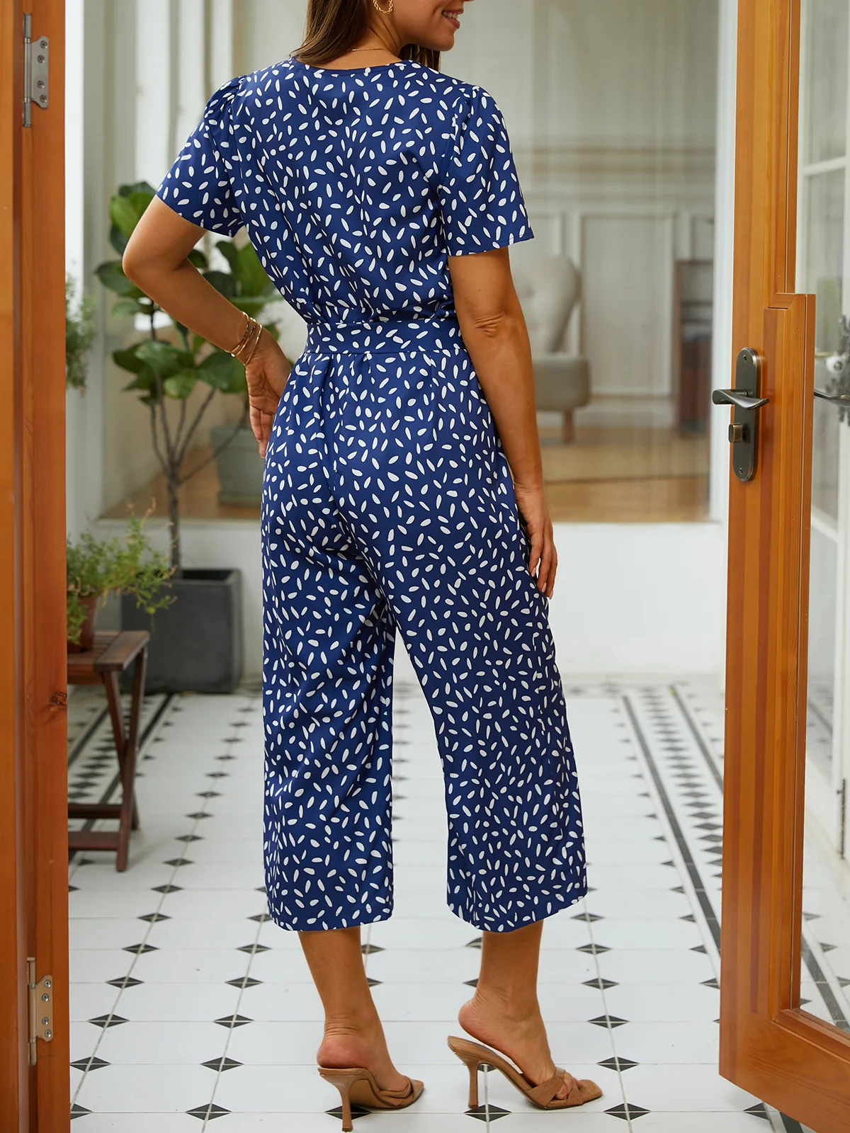 Loose V Neck Floral Vacation Jumpsuit