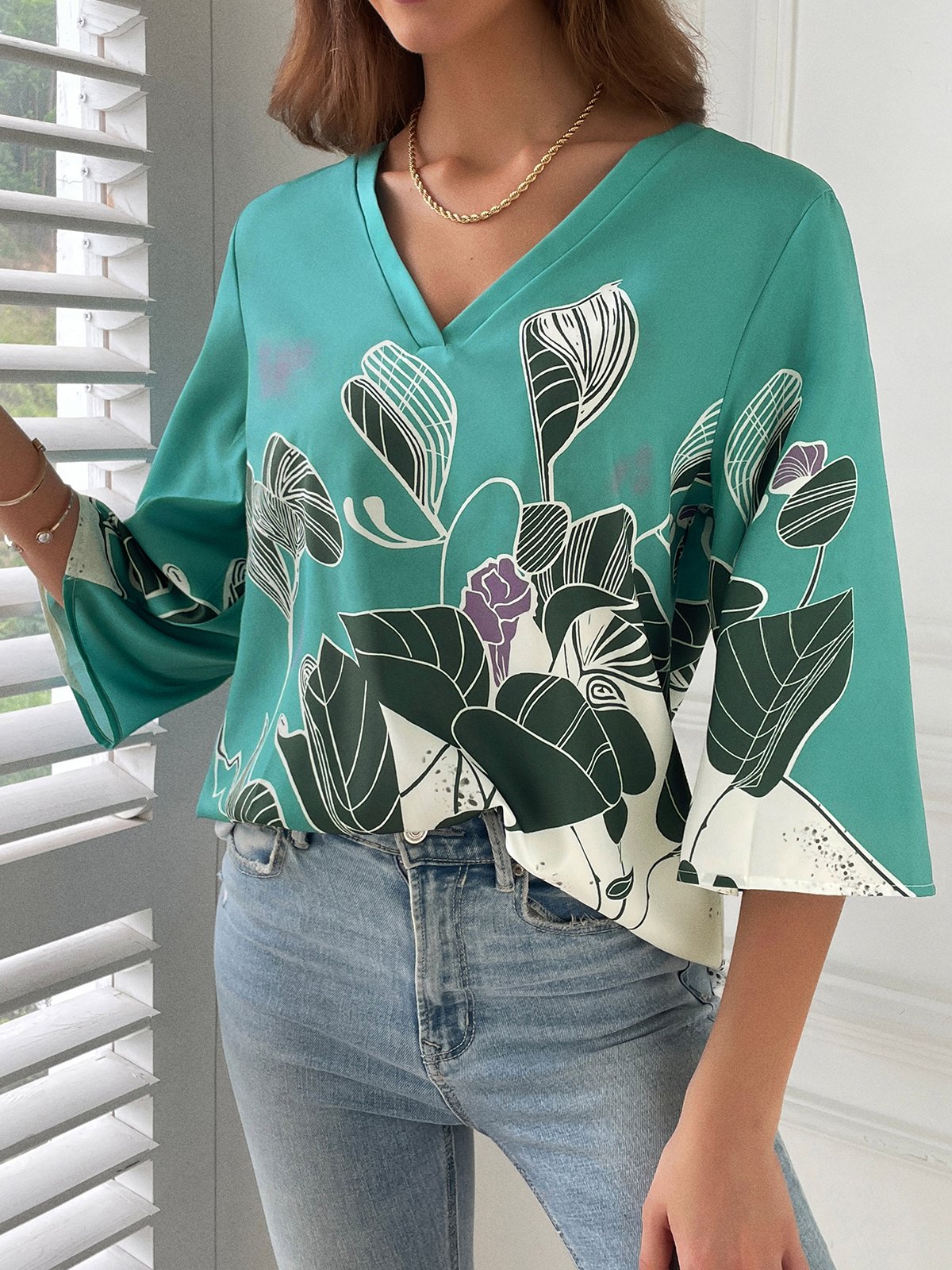 Floral Casual V Neck Shirt