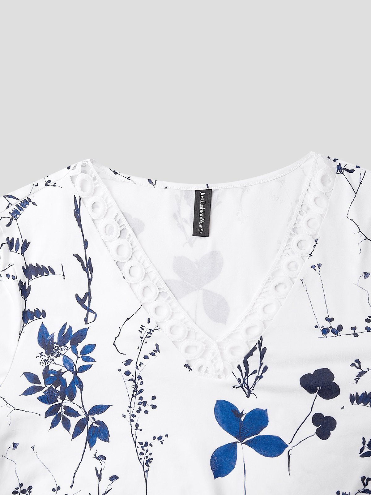 Floral Regular Fit Casual V Neck T-Shirt