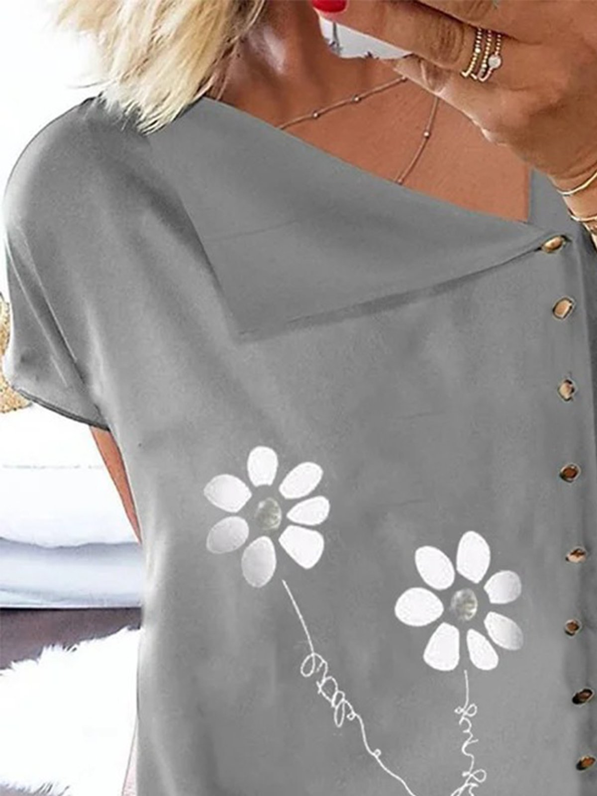 Buttoned Floral Short Sleeve Casual Top