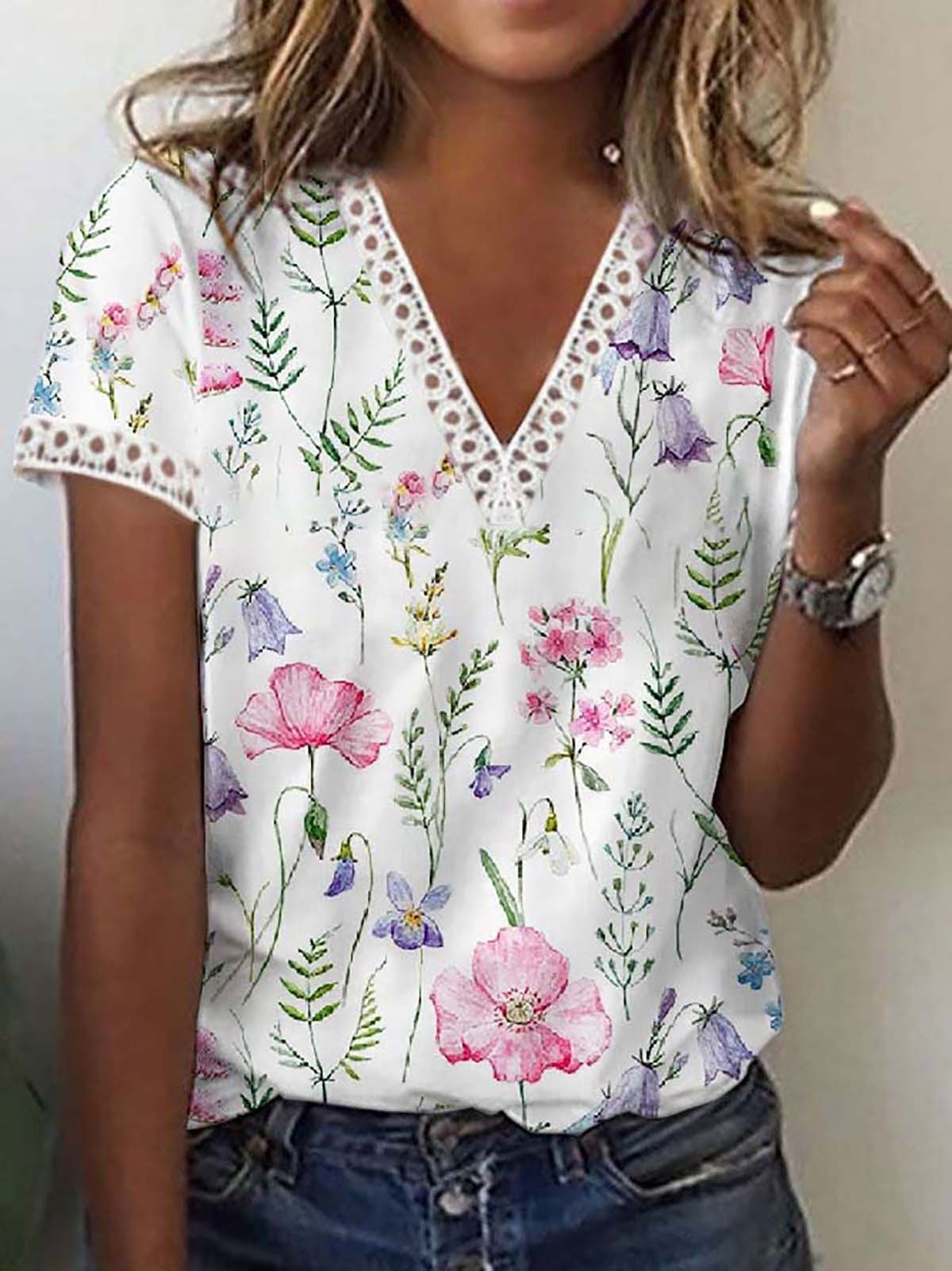 Floral V-Neck Lace Short Sleeve Top