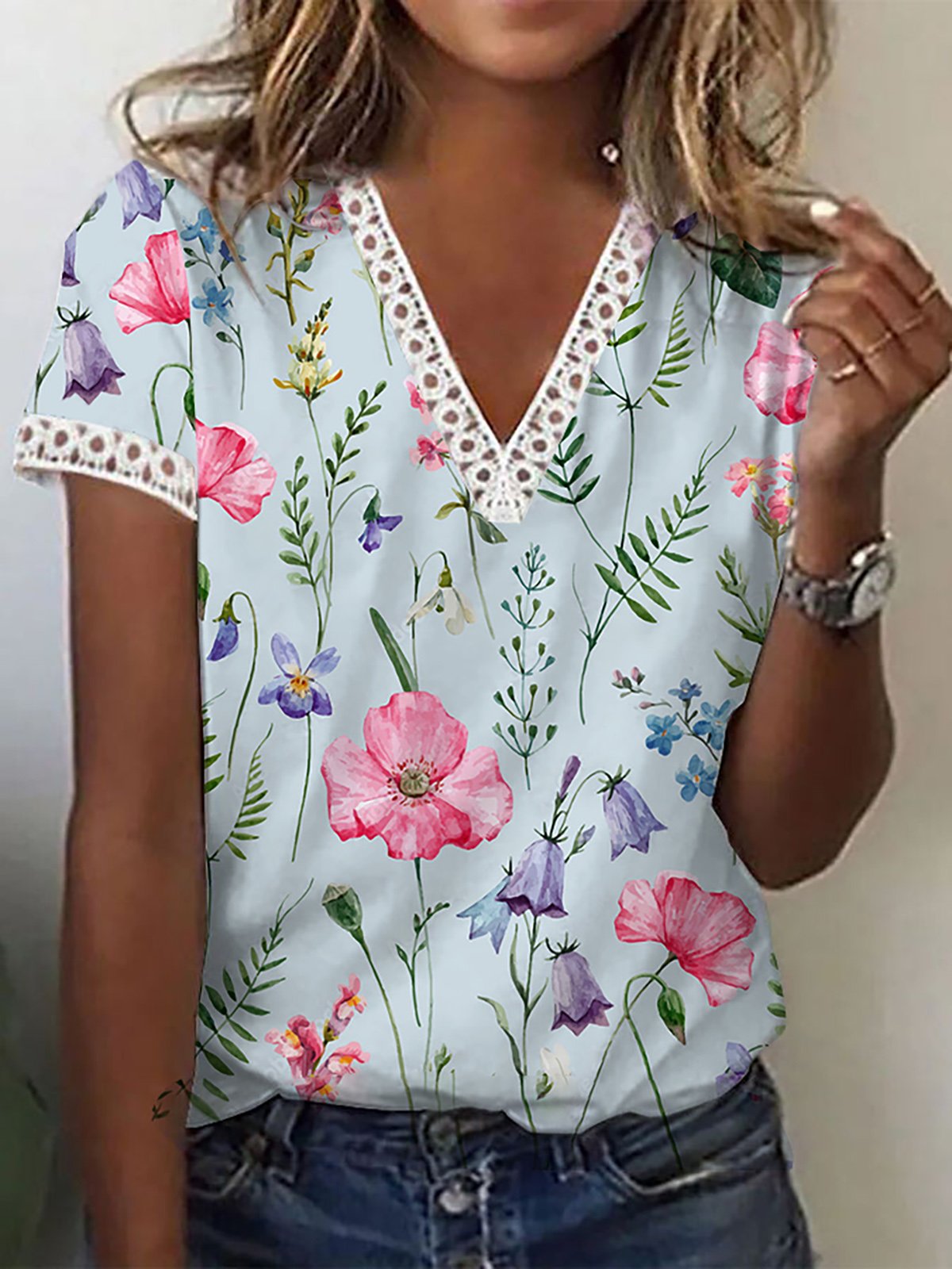 Floral V-Neck Lace Short Sleeve Top