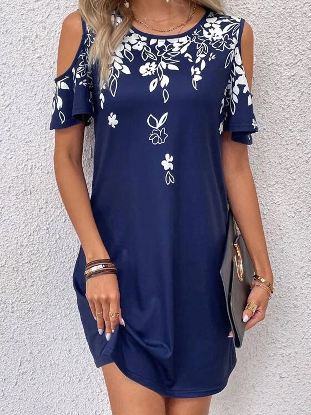Loose Cut-Outs Casual Crew Neck Dress