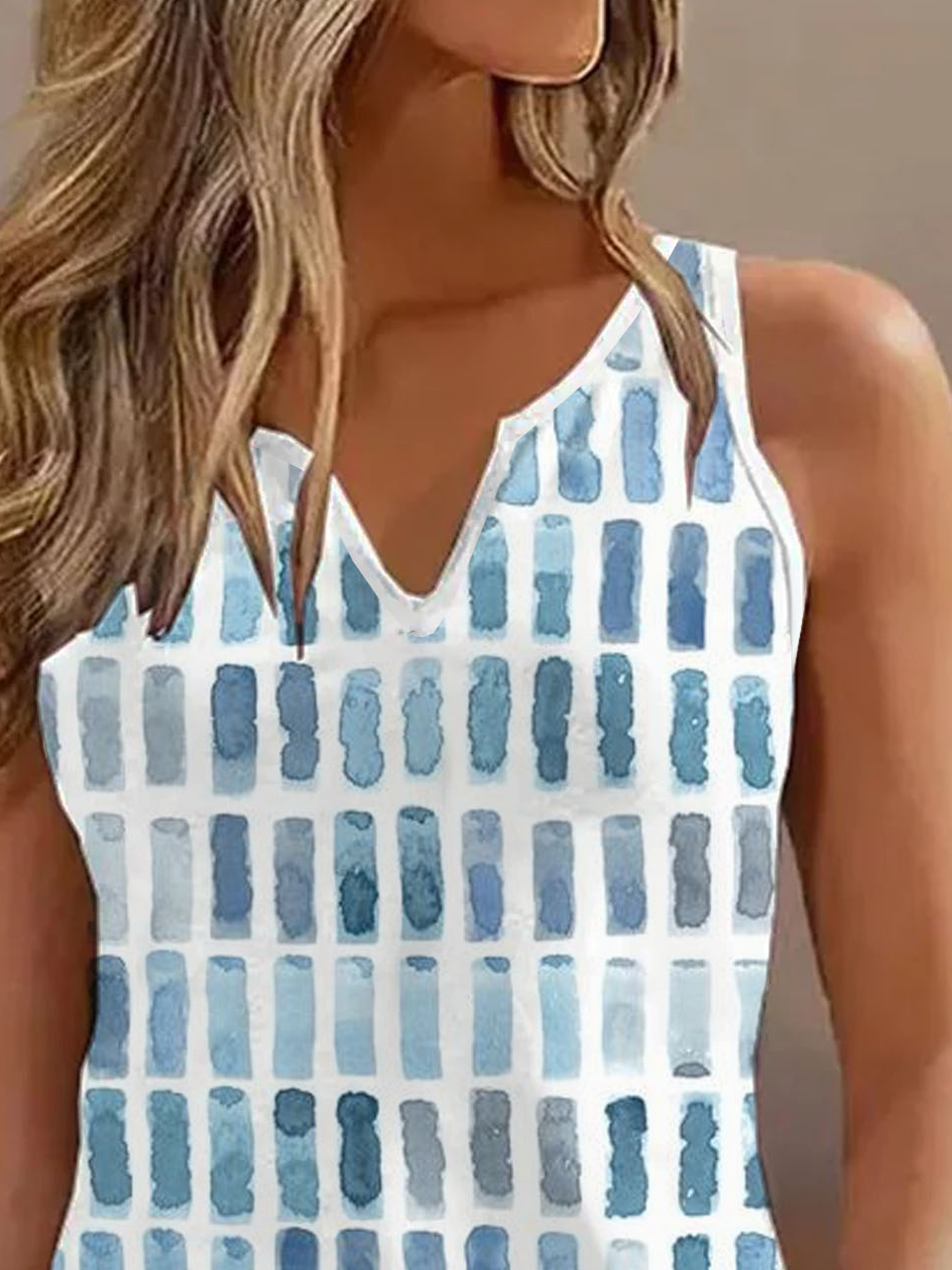 Casual Notched Geometric Printed Tank Top