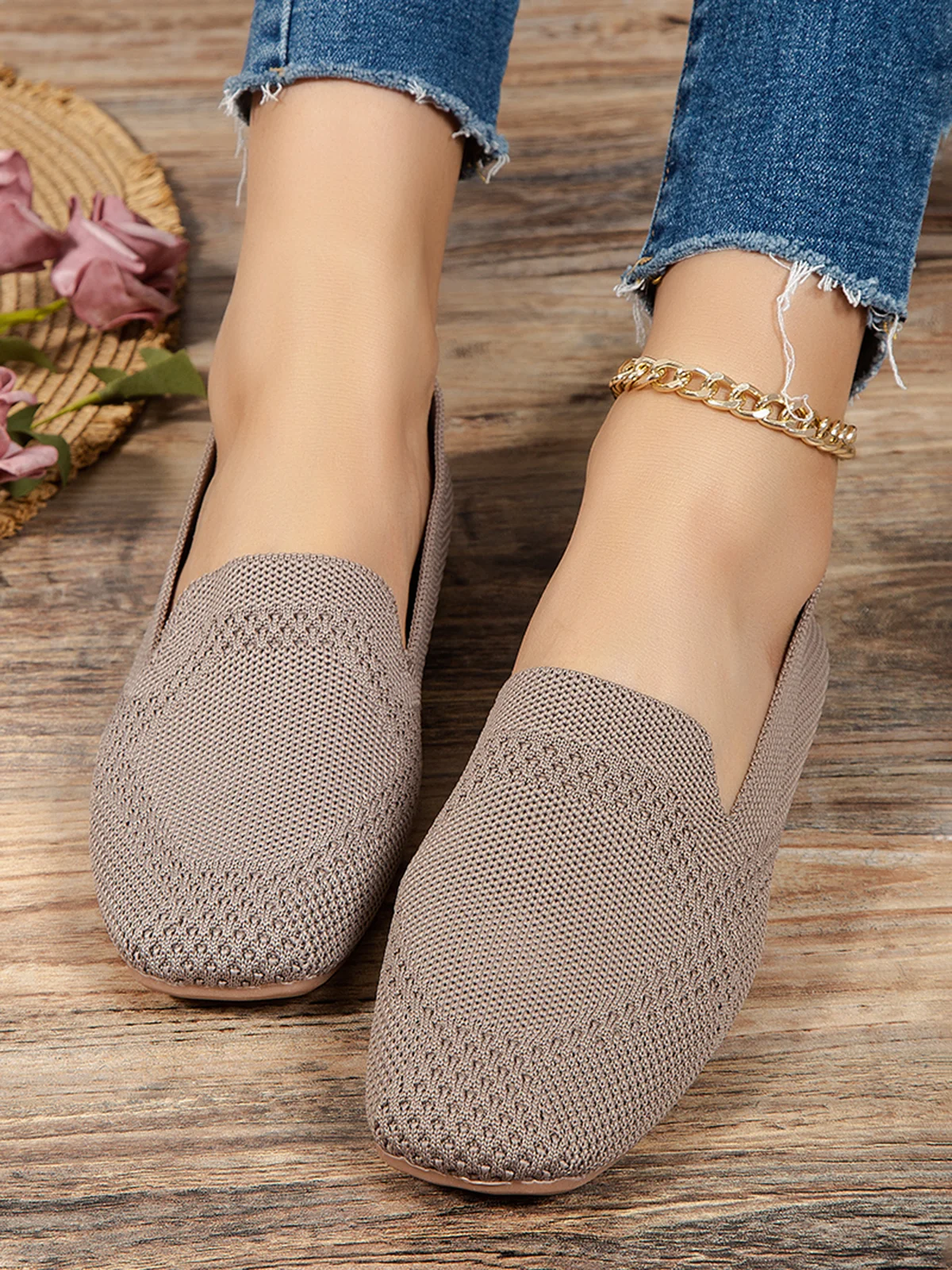 Casual Breathable Mesh Fabric Square Toe Slip On Shoes