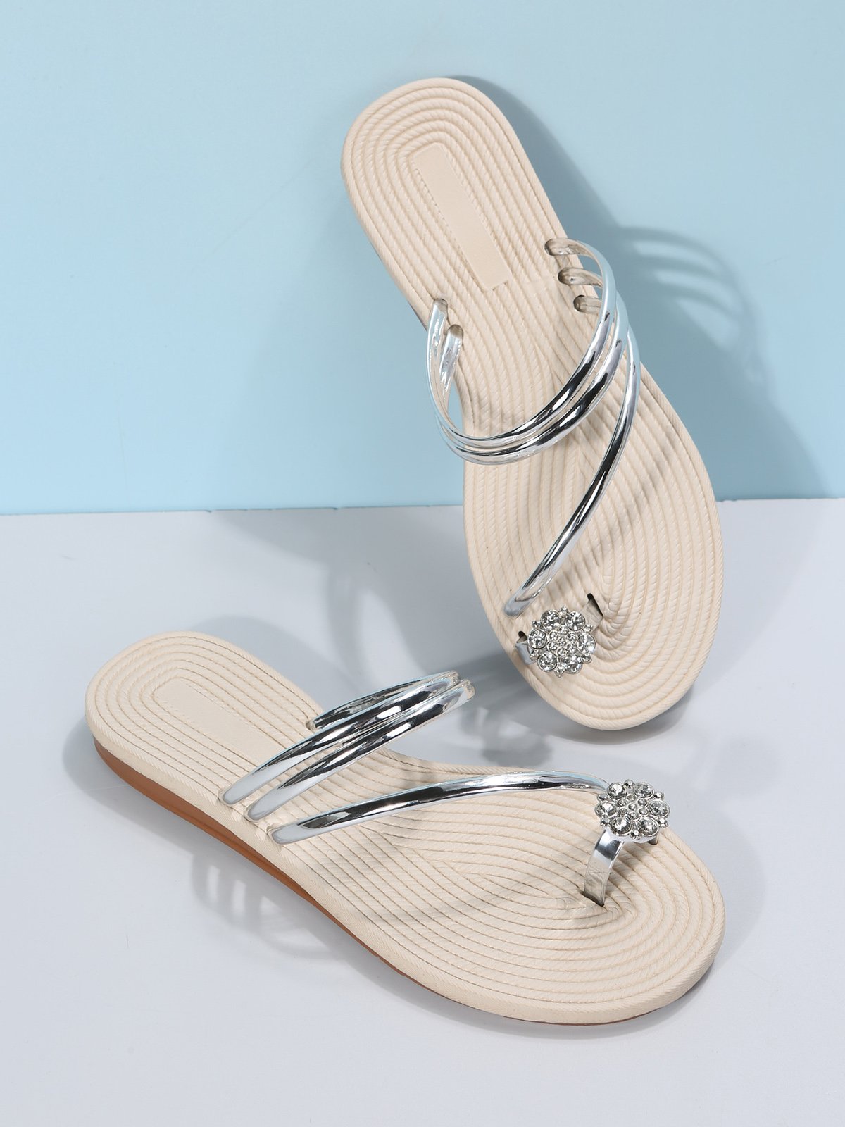 Rhinestone Thin Strip Woven Two-Wear Sandals