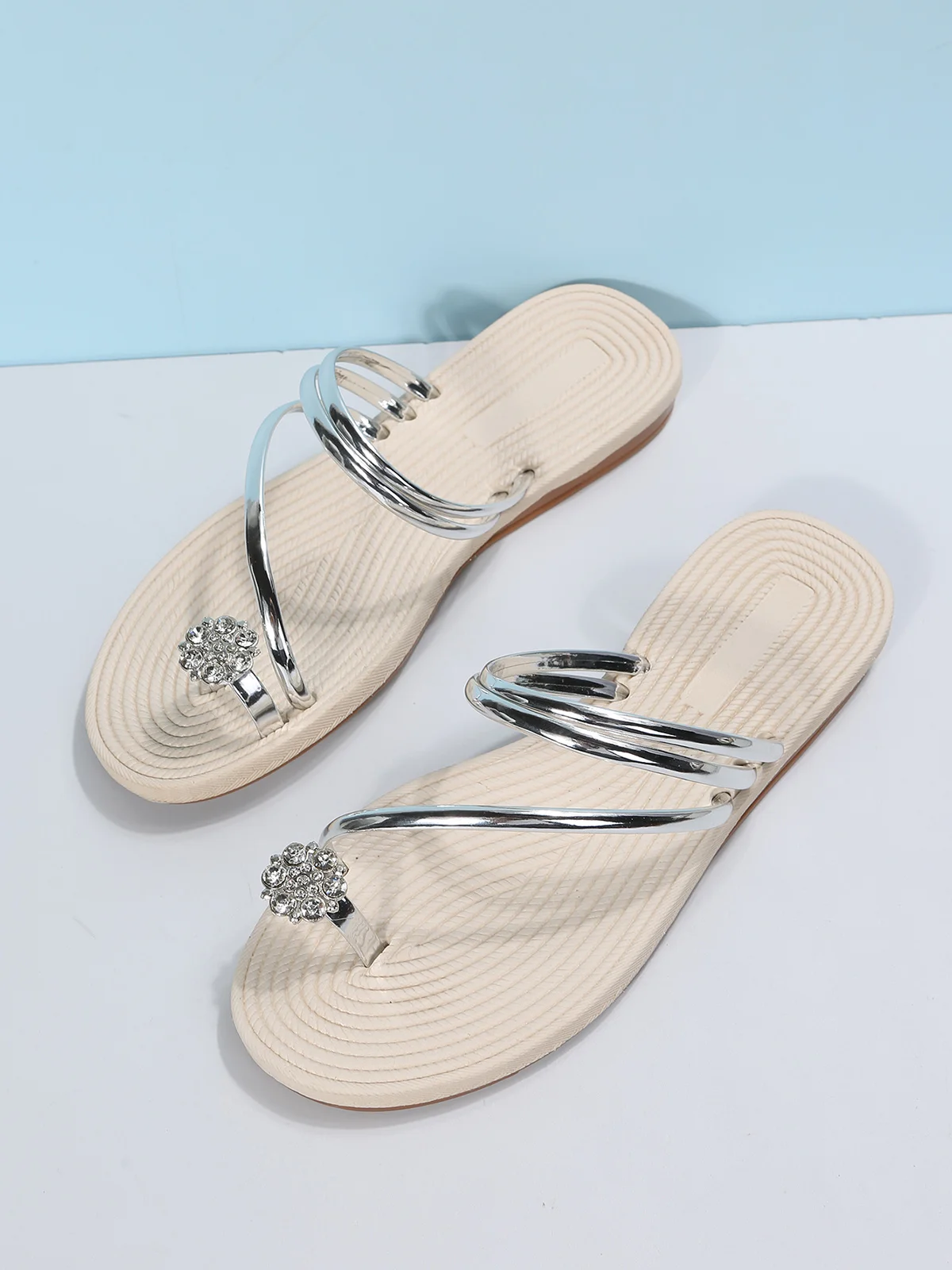 Rhinestone Thin Strip Woven Two-Wear Sandals