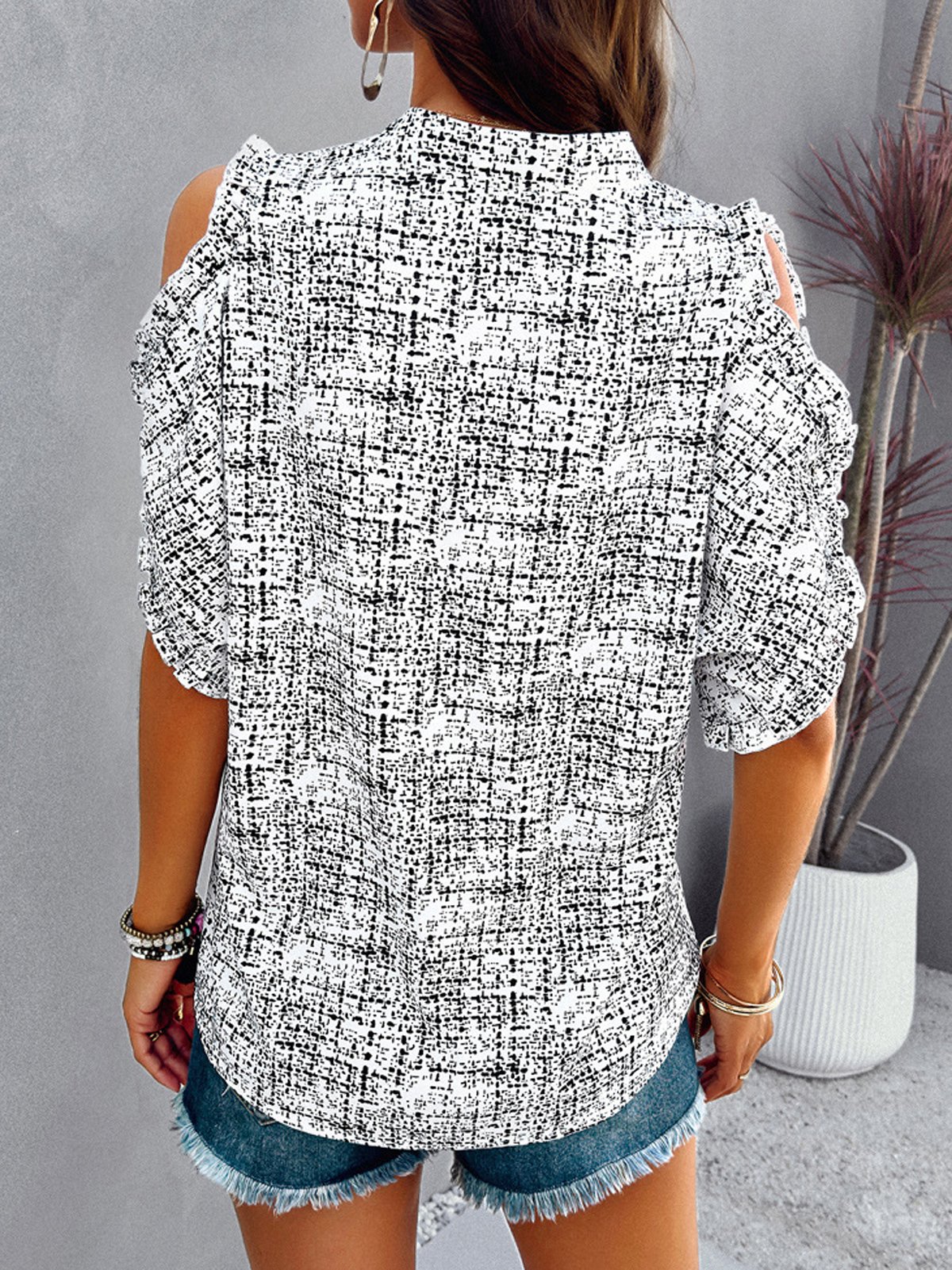 V Neck Short Sleeve Geometric Regular Loose Shirt For Women
