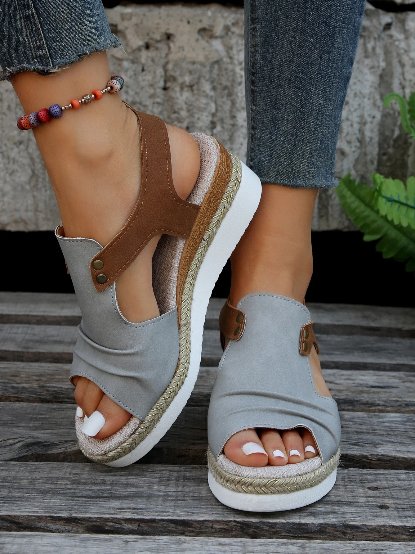 Casual Plain Blocking Hook-Loop Block Heel Slide Sandals