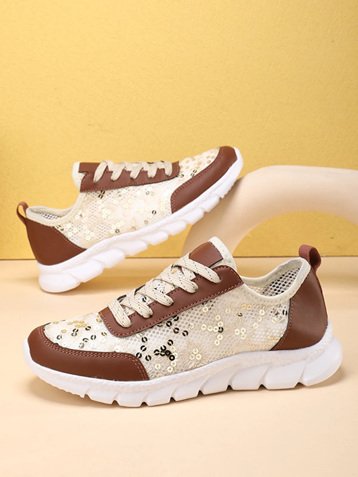 Casual Color Block Breathable Lace-Up Flat Heel Fly Woven Shoes Split Joint