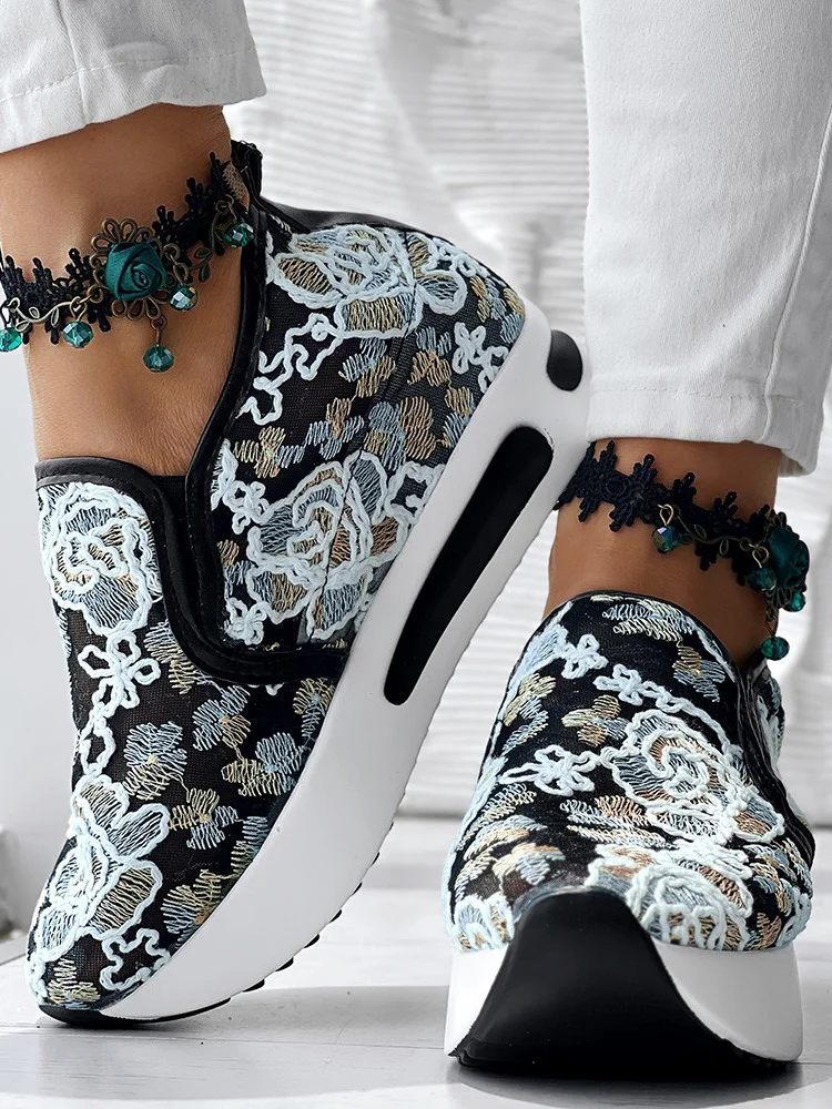 Casual Floral Slip On Low Heel Slip On Embroidery