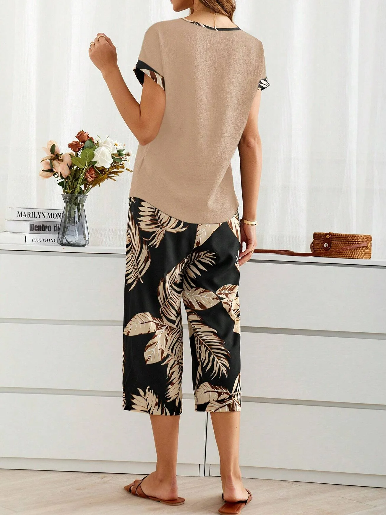 Women Palm Leaf Crew Neck Short Sleeve Comfy Casual Top With Pants Two-Piece Set