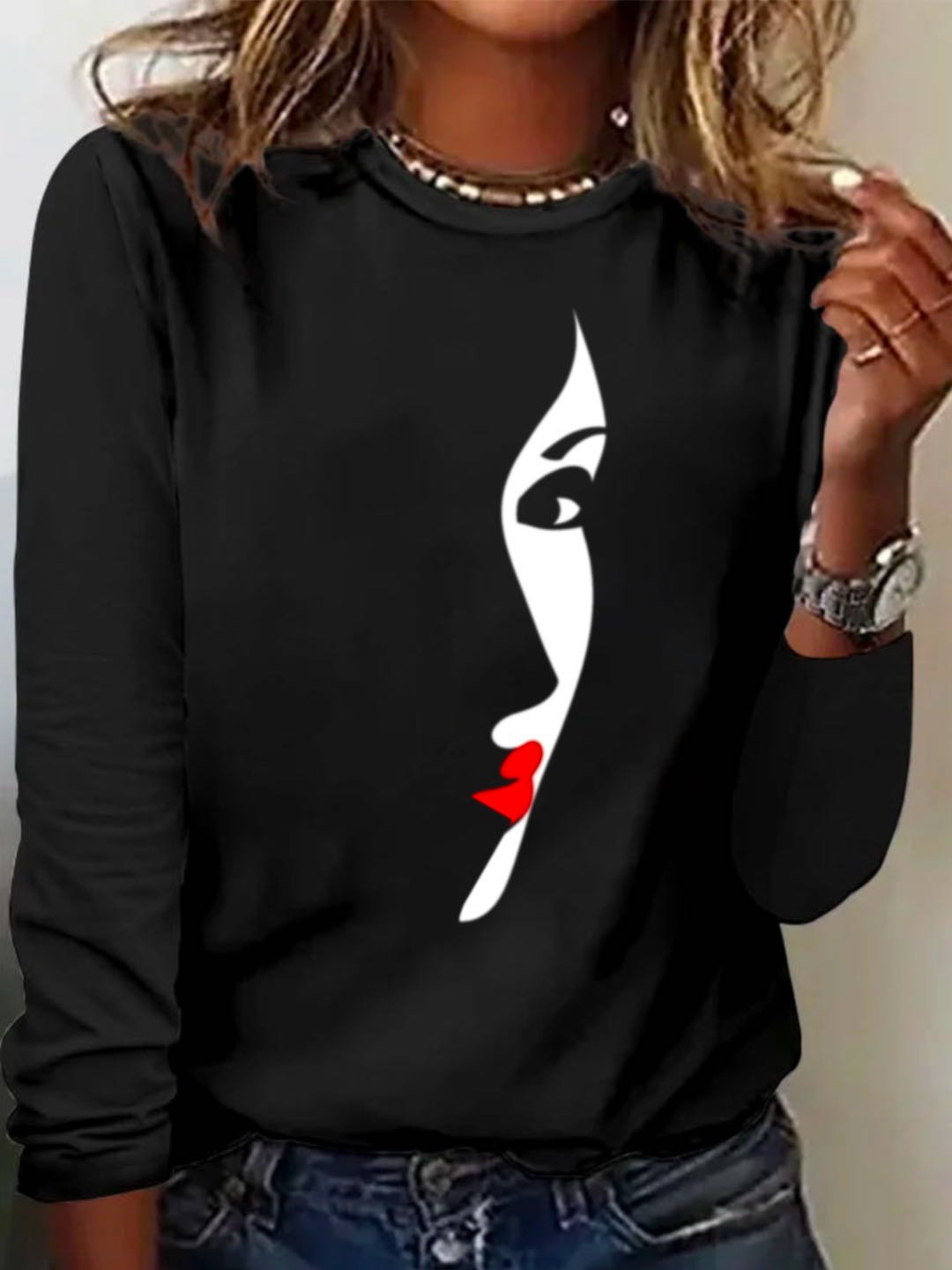 Casual Figure Crew Neck Long Sleeve T-shirt