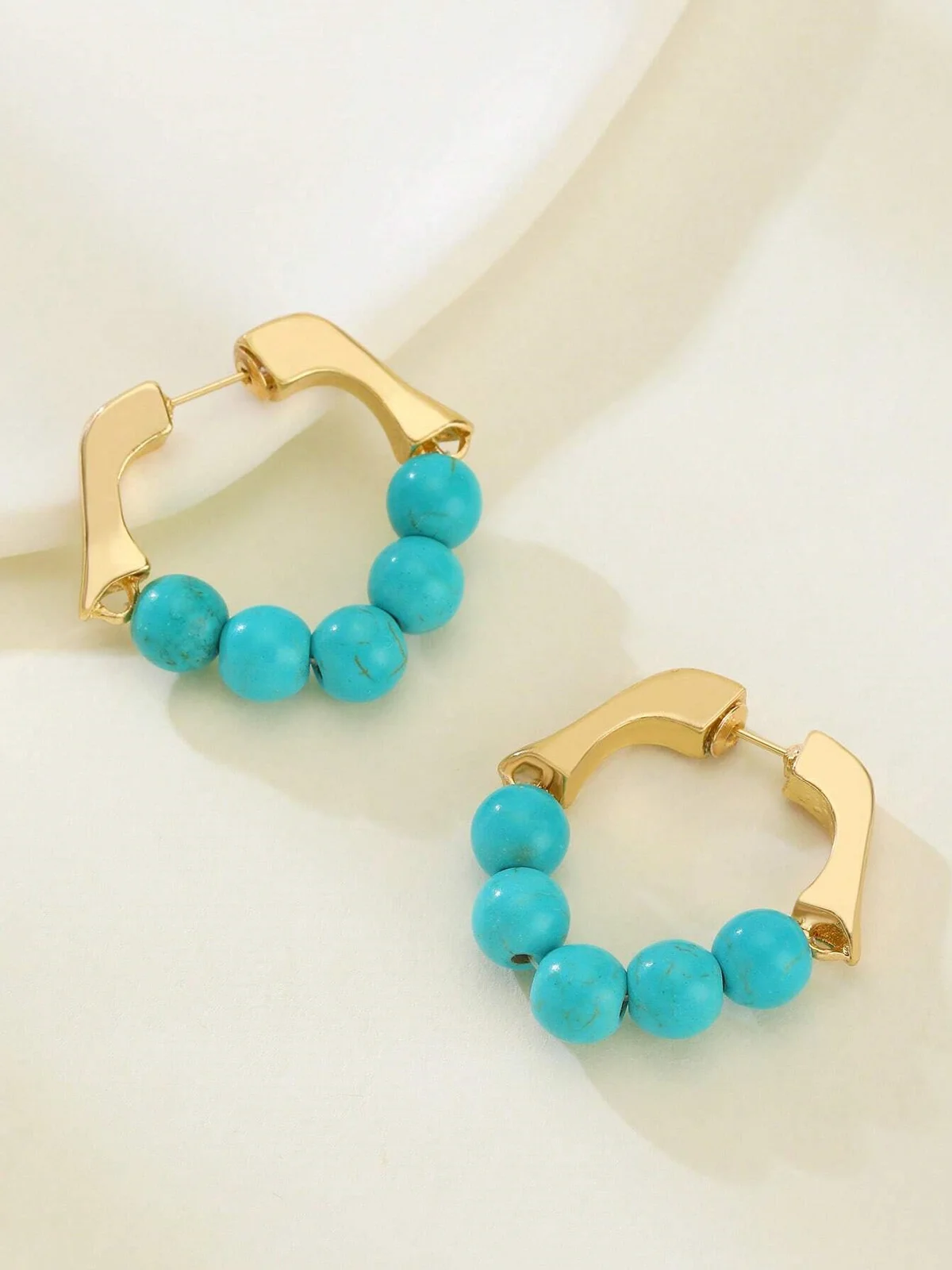 1pair Elegant Beaded Hoop Earrings