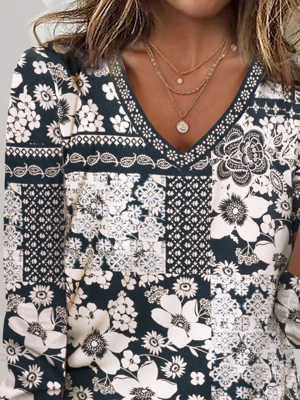 Casual Floral V Neck Long Sleeve T-shirt