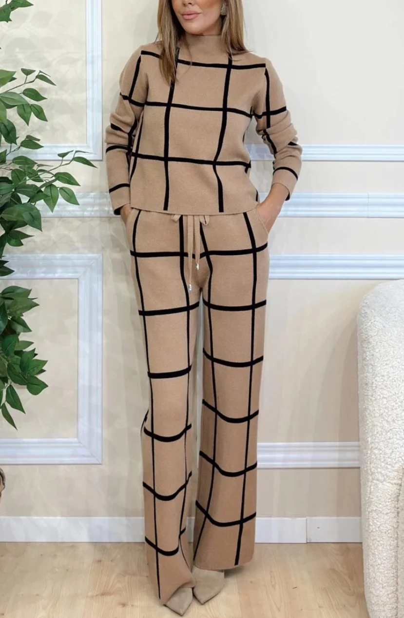 Women Plaid Notched Long Sleeve Comfy Casual Top With Pants Two-Piece Set