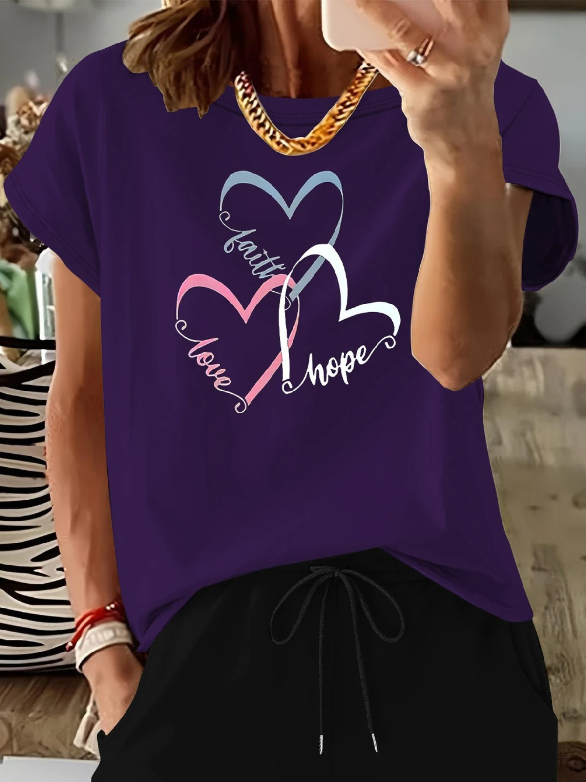 Vintage Heart/Cordate Crew Neck Short Sleeve T-shirt