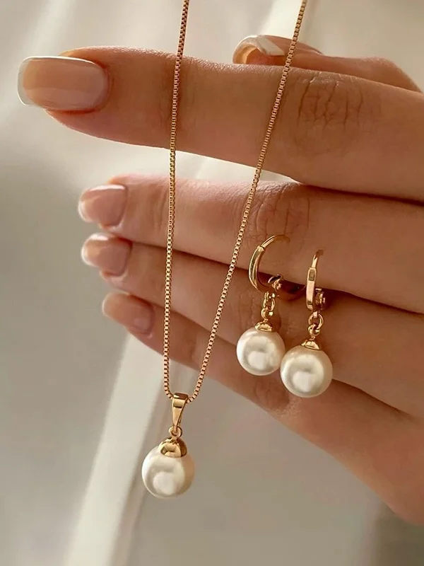 Jewelry Fashion Pearl Pendant Alloy Light Luxury Pearl Earrings Earrings Necklace Set Two-piece Necklace