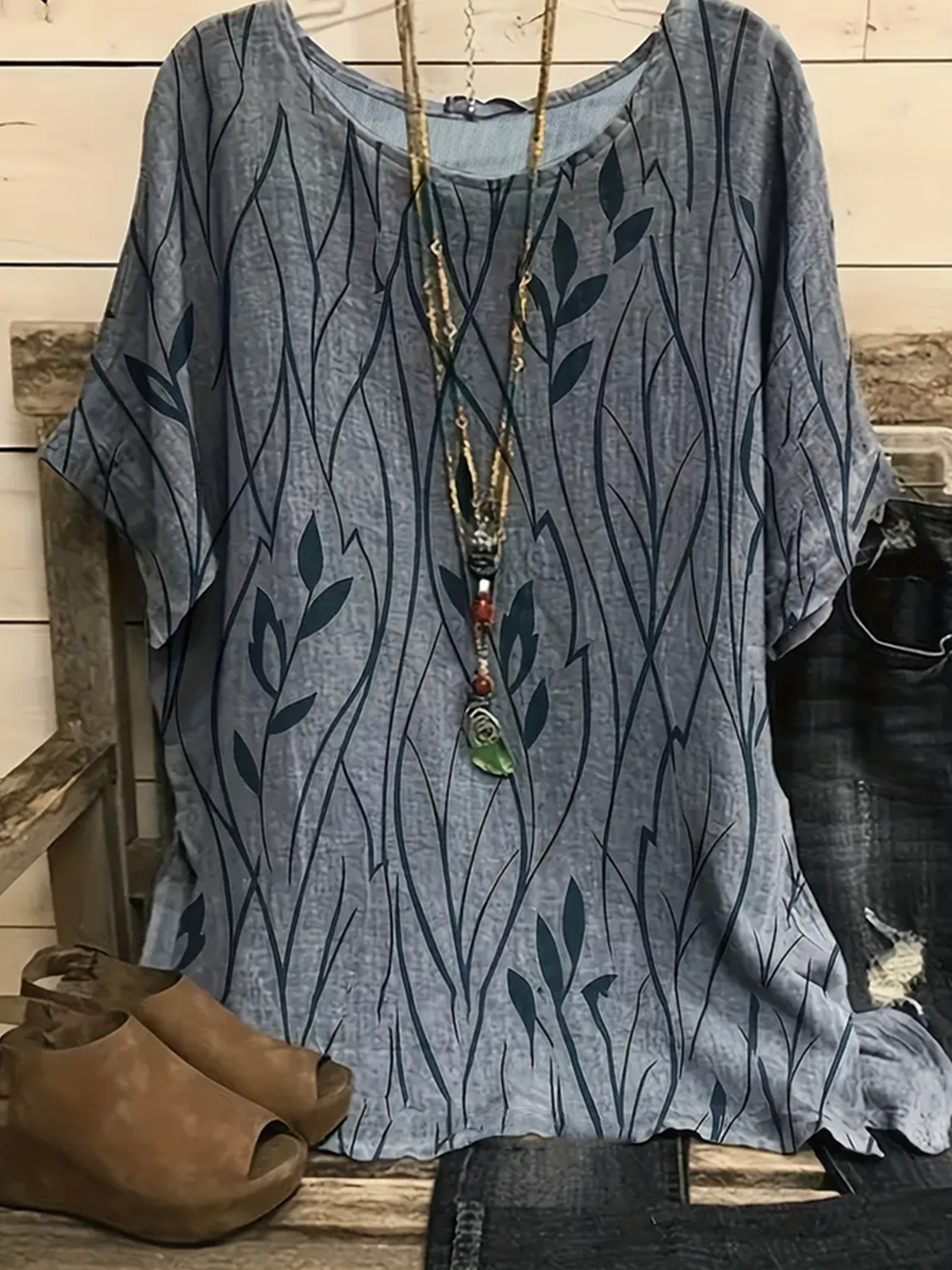 Vintage Plants Crew Neck Three Quarter Sleeve T-shirt