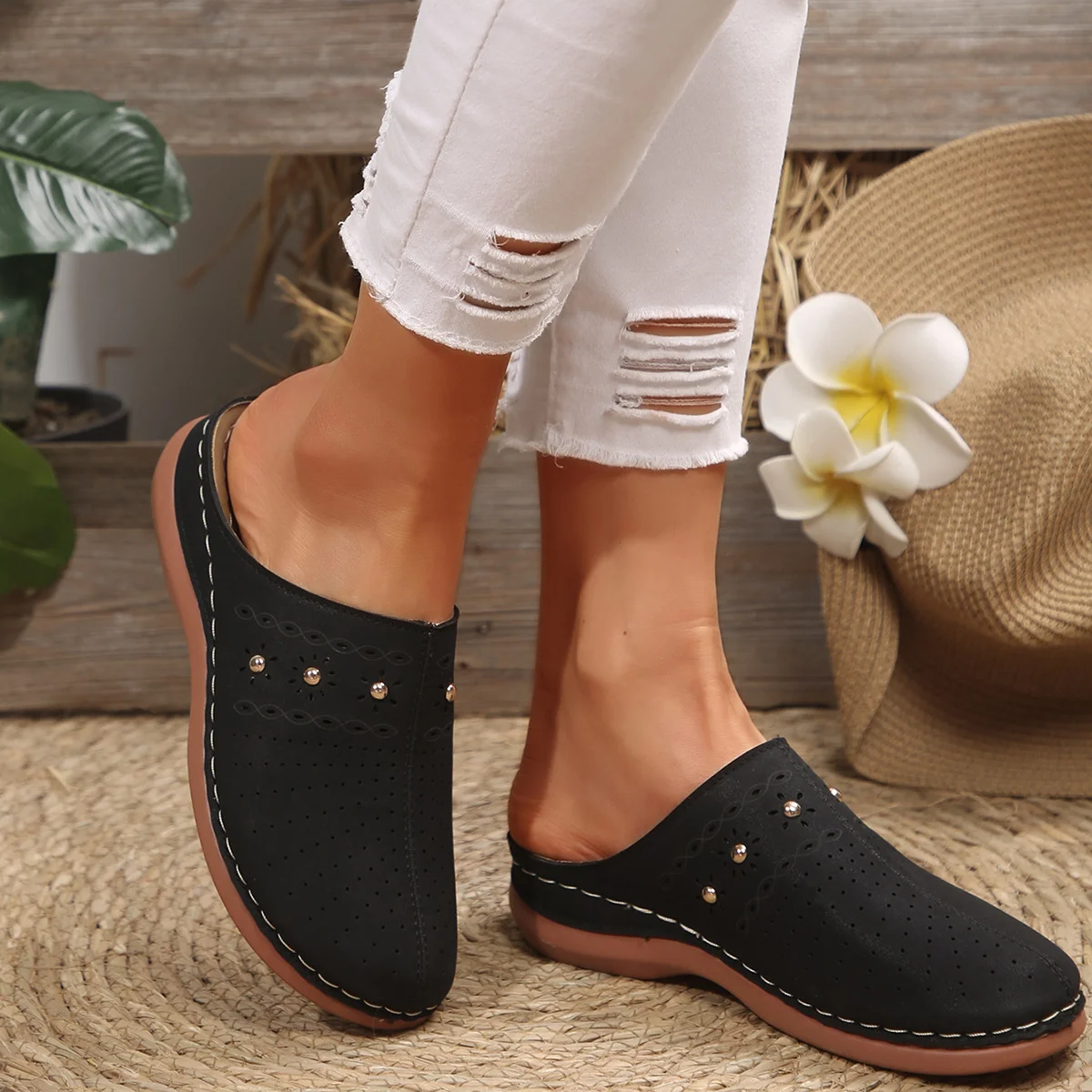 Vintage Plain Slip On Flat Heel Vented Clogs