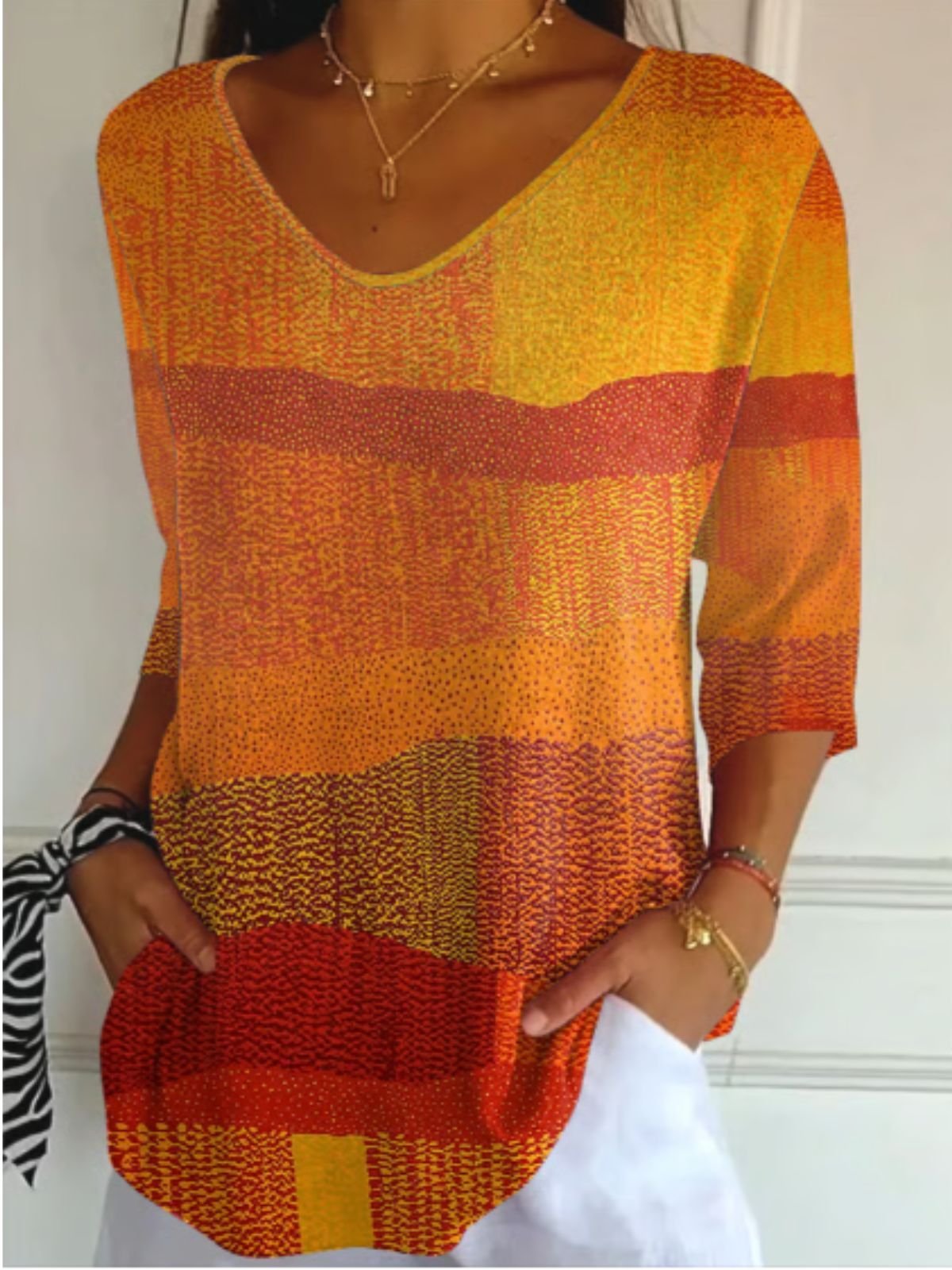 Vintage Painting V Neck Three Quarter Sleeve T-shirt