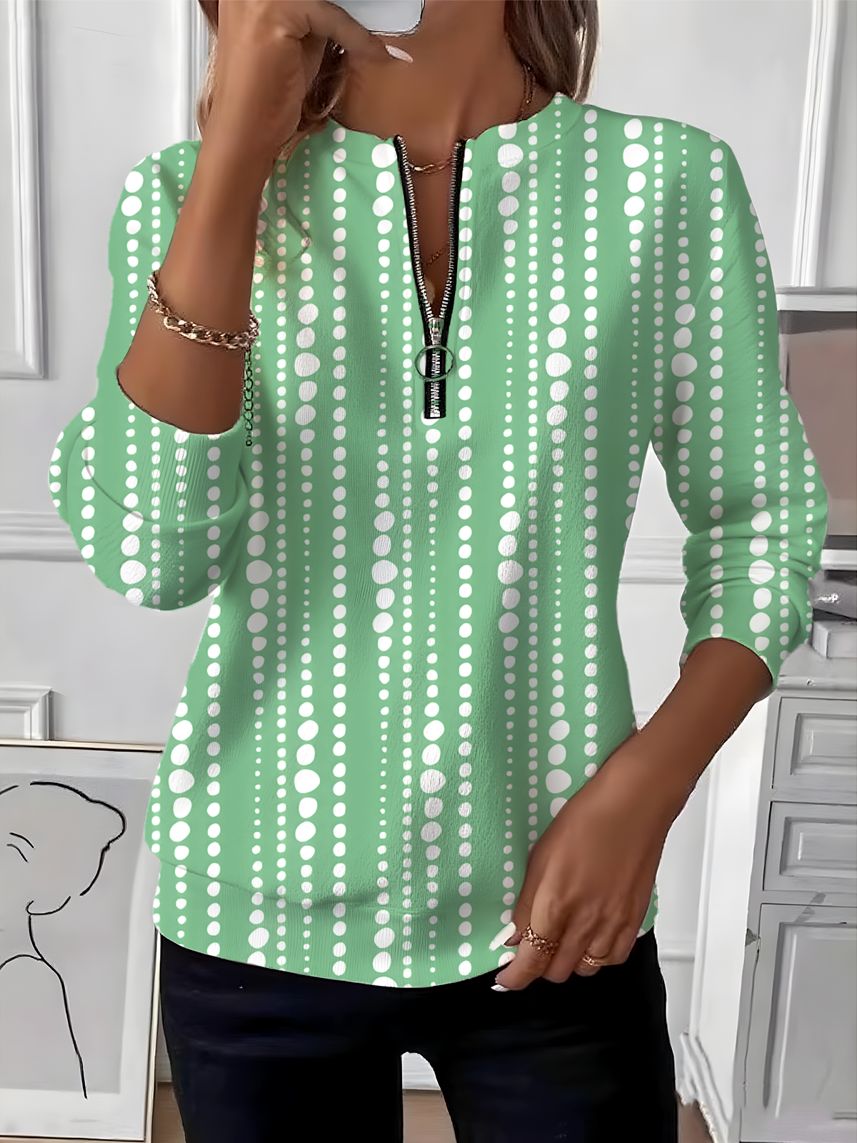 Vintage Crew Neck Striped Sweatshirt