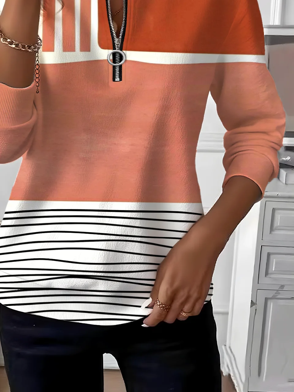 Vintage Crew Neck Striped Sweatshirt
