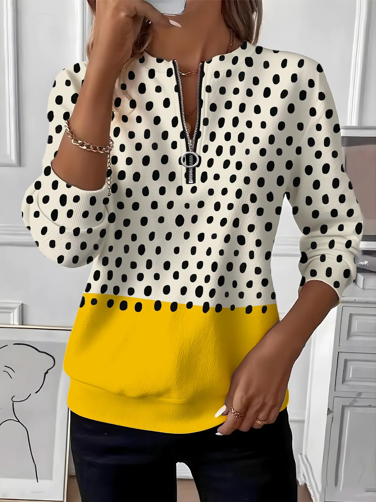 Vintage Crew Neck Polka Dots Sweatshirt