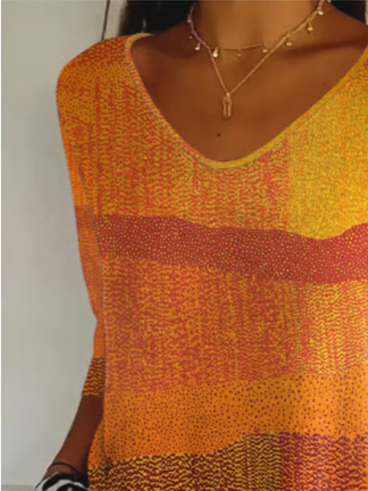 Vintage Painting V Neck Three Quarter Sleeve T-shirt