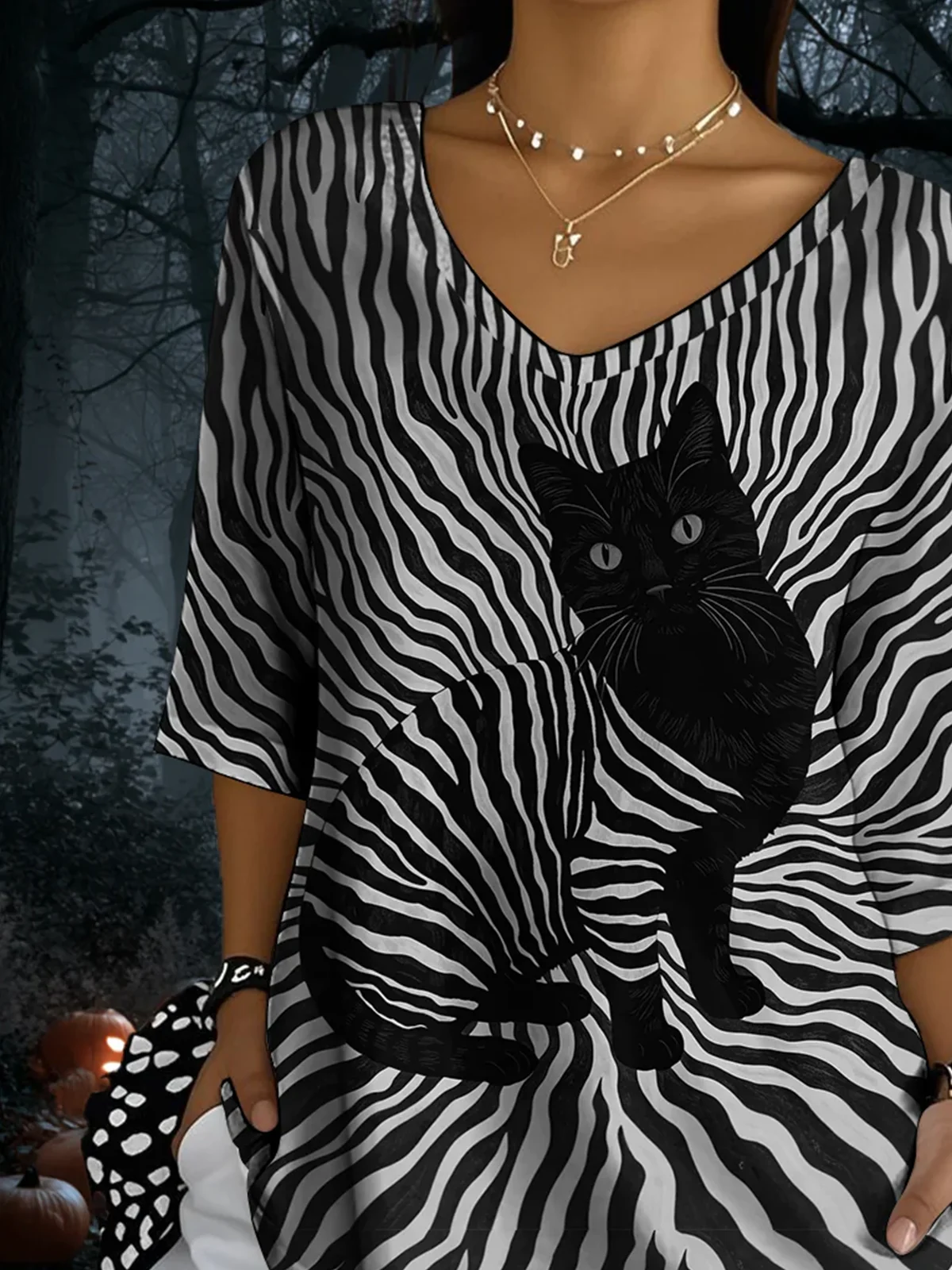 Vintage Cat Crew Neck Three Quarter Sleeve T-shirt