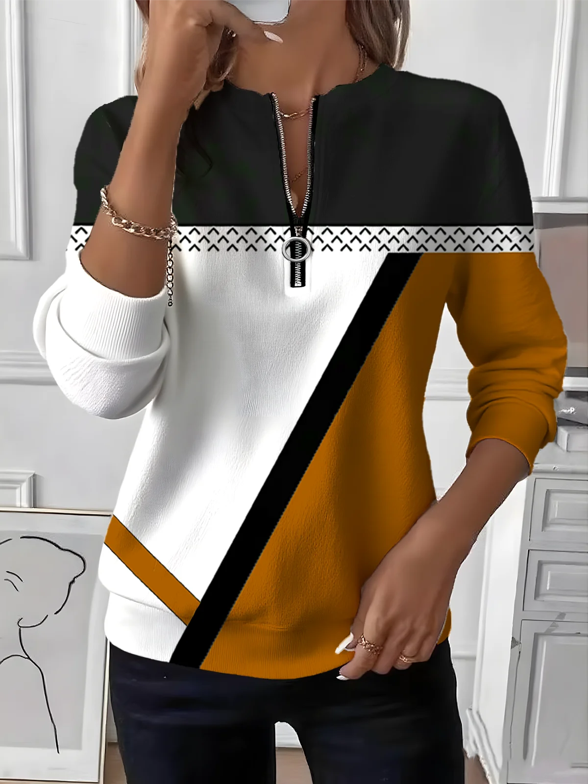 Vintage Crew Neck Geometric Sweatshirt