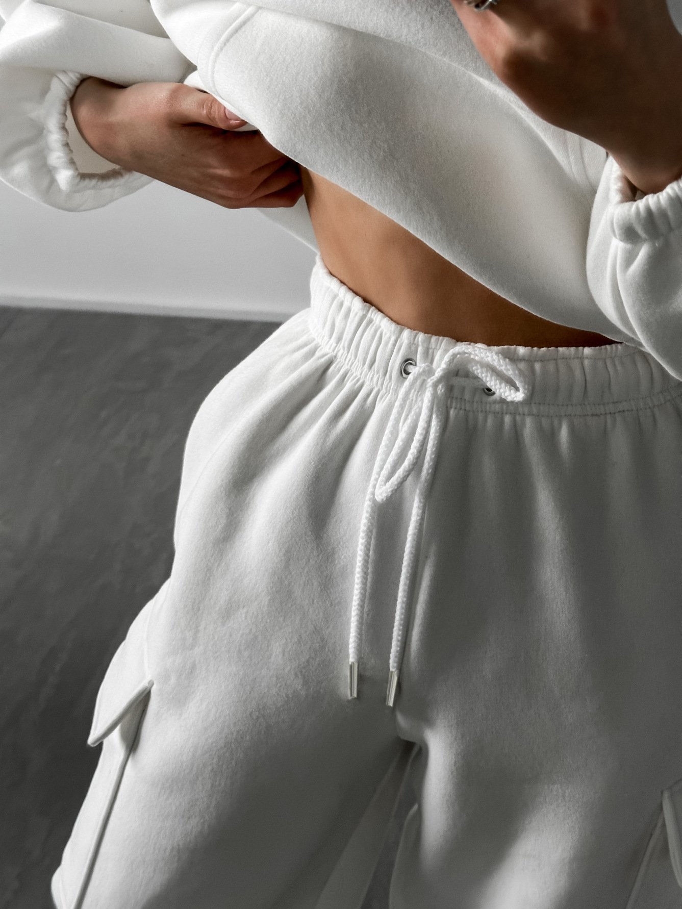 Women Plain Two-Piece Set Daily Long Sleeve Casual Spring/Fall Top With Pants Matching Set