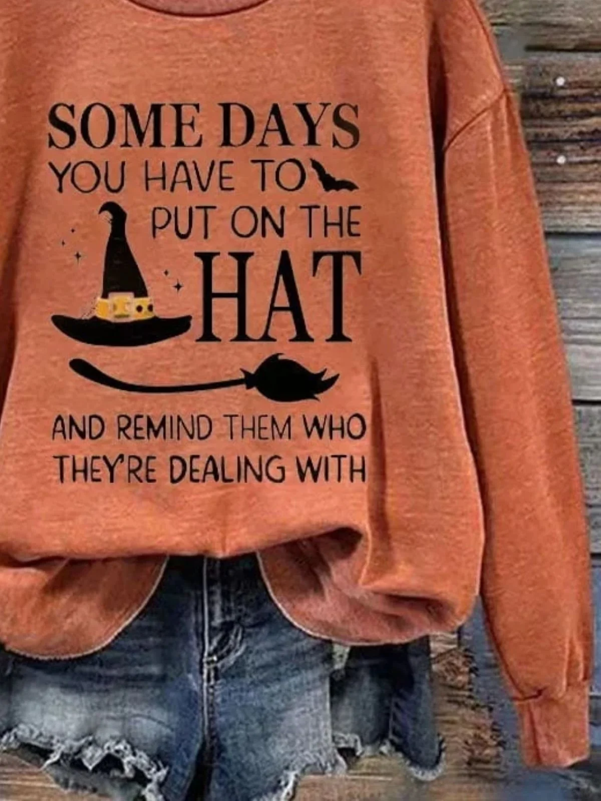 Vintage Crew Neck Halloween Hat Art Print Sweatshirt