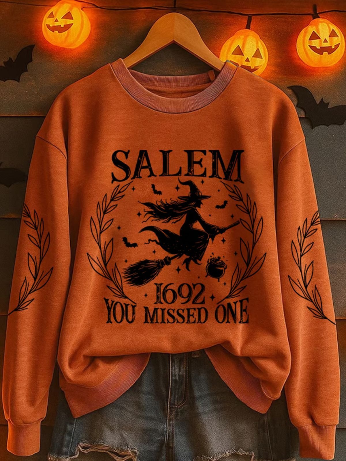 Vintage Crew Neck Halloween Witch Pattern Sweatshirt