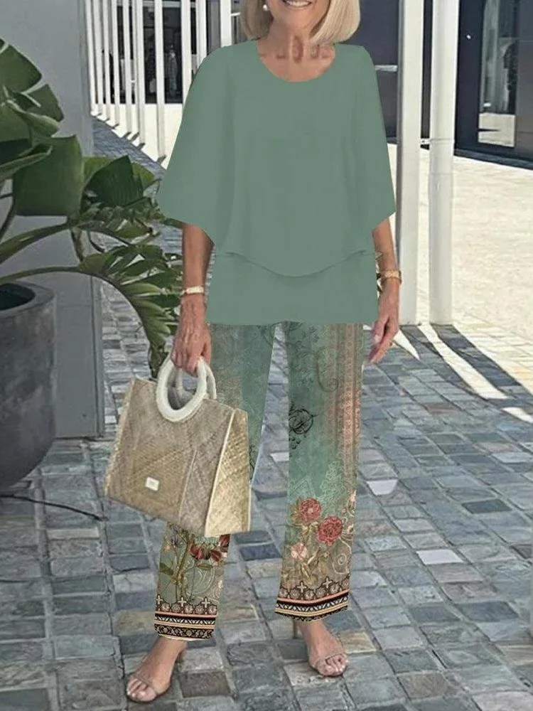 Women Striped Bell Sleeve Two-Piece Set Holiday Three Quarter Sleeve Vintage Spring/Fall Top With Pants Matching Set