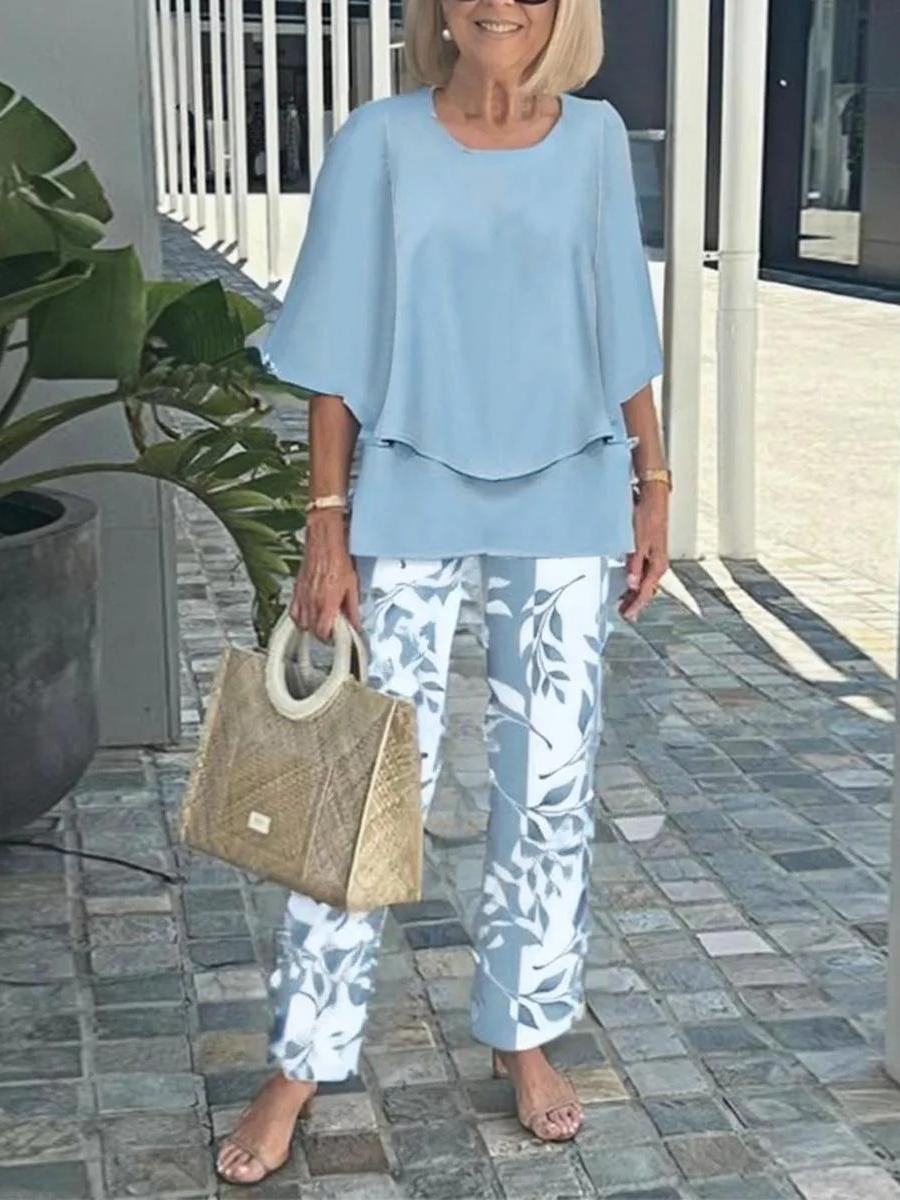 Women Striped Bell Sleeve Two-Piece Set Holiday Three Quarter Sleeve Vintage Spring/Fall Top With Pants Matching Set