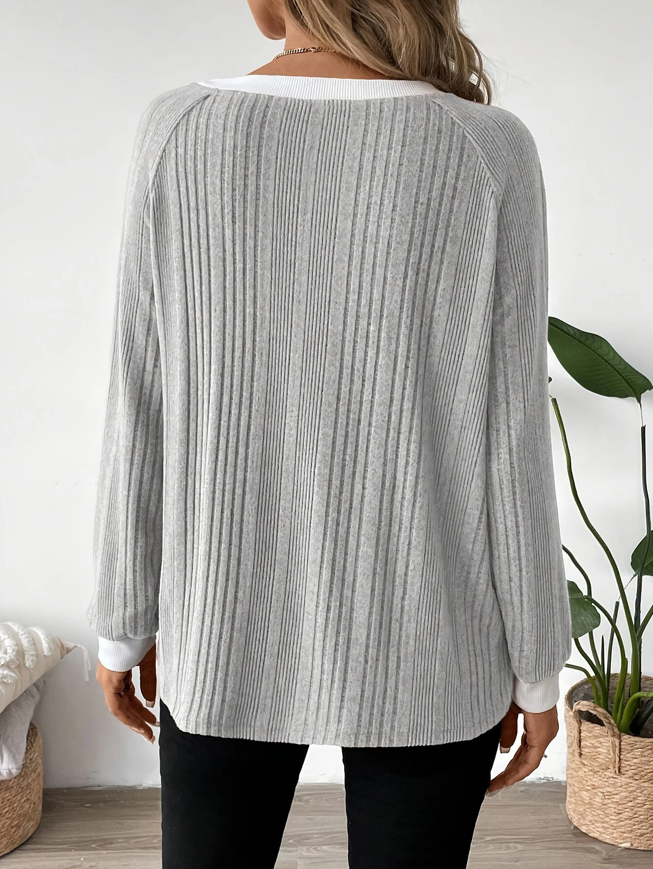 Casual Plain Crew Neck Long Sleeve T-shirt