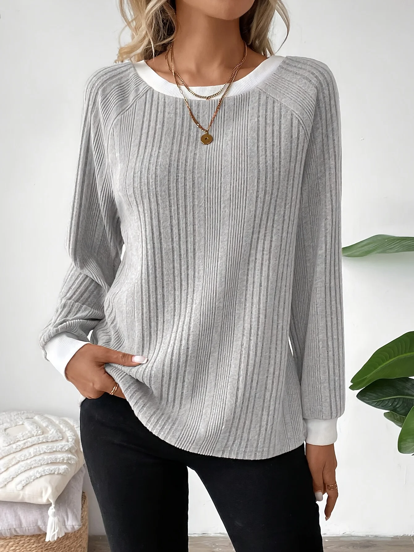 Casual Plain Crew Neck Long Sleeve T-shirt