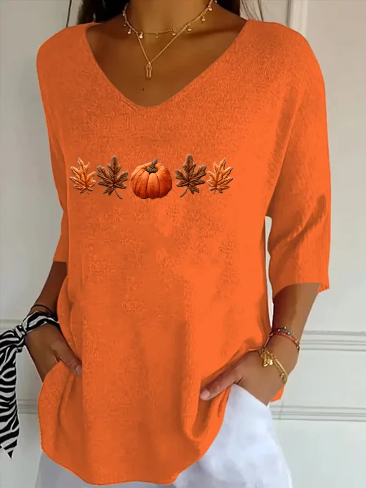 Vintage Halloween Witch Print V Neck Three Quarter Sleeve T-shirt