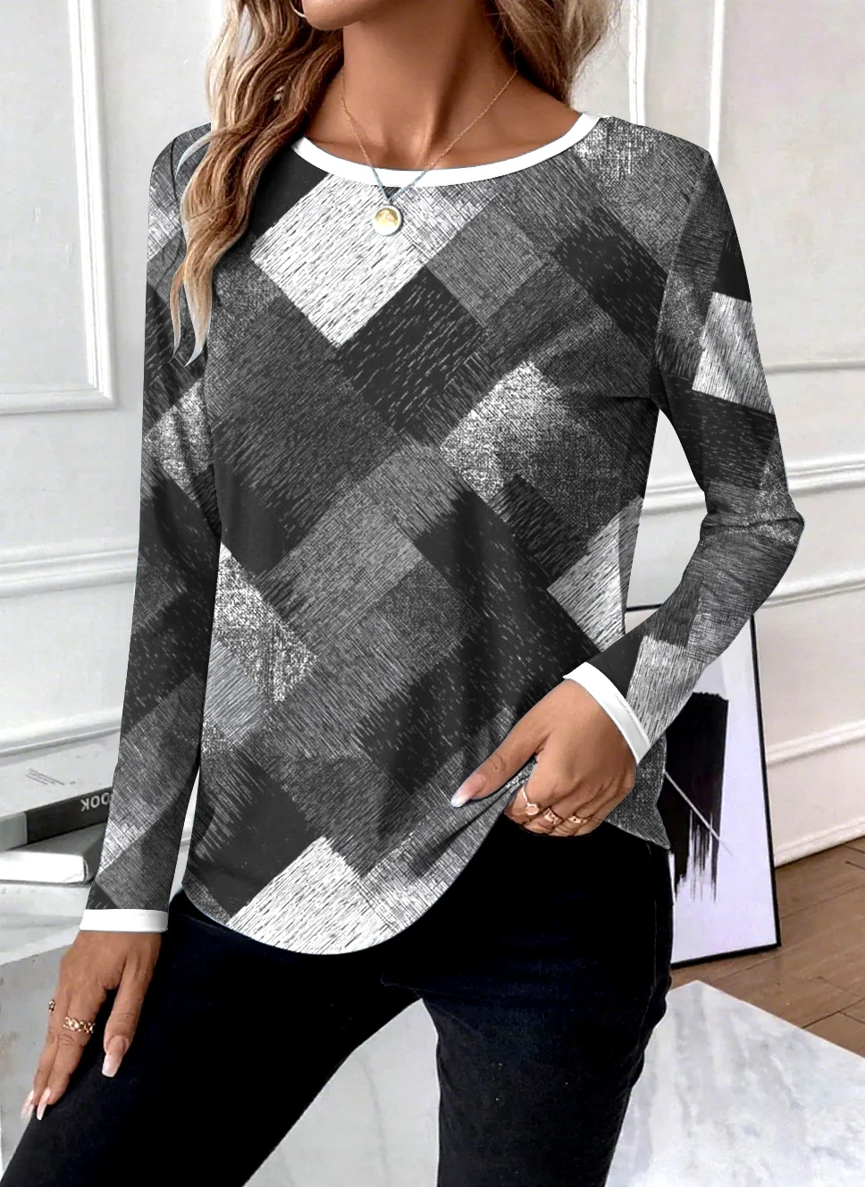 Casual Geometric Crew Neck Long Sleeve T-shirt