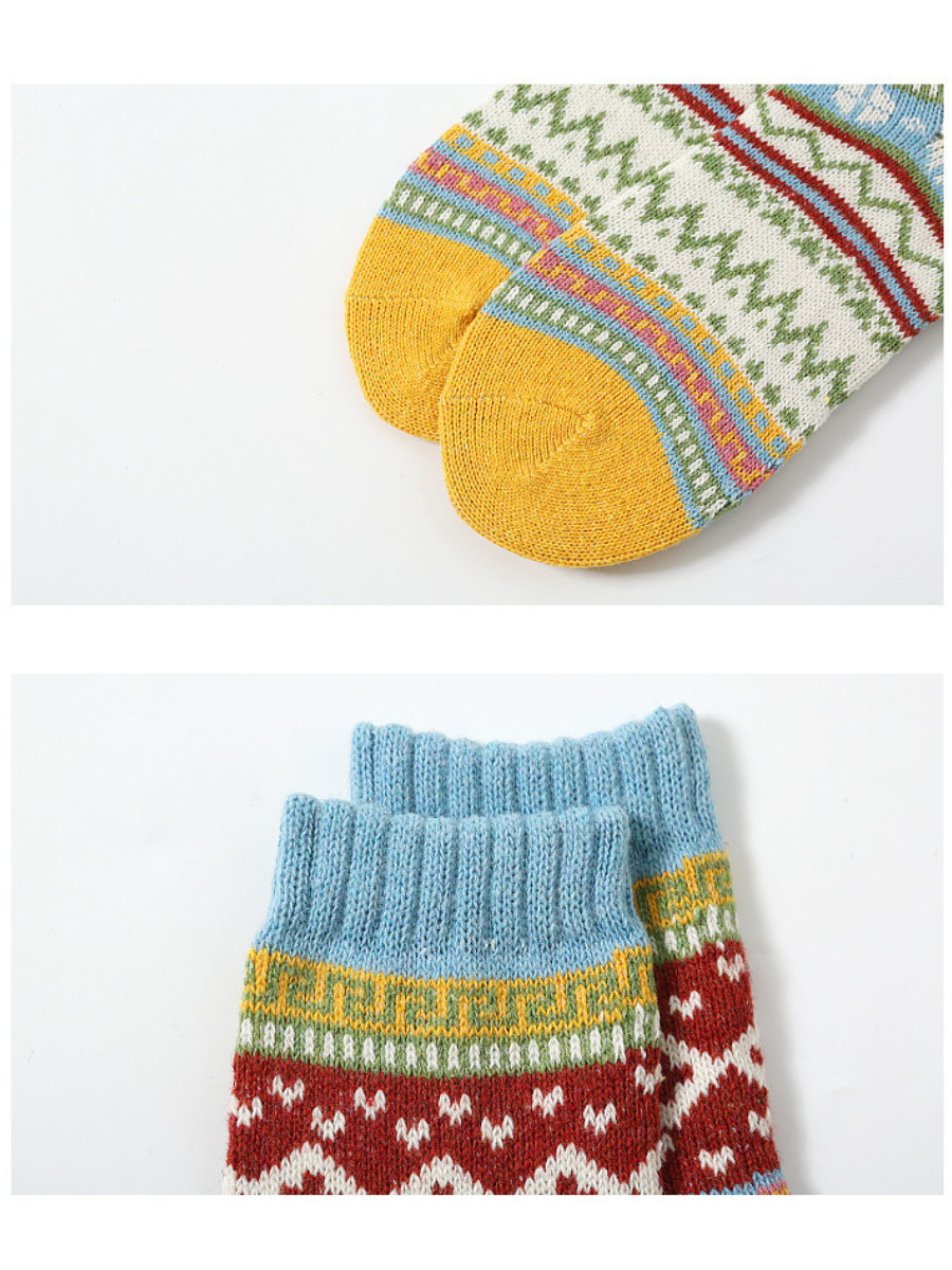 Chunky Knit Thick Warm Mid-calf Socks With Ethnic Retro Geometric Pattern