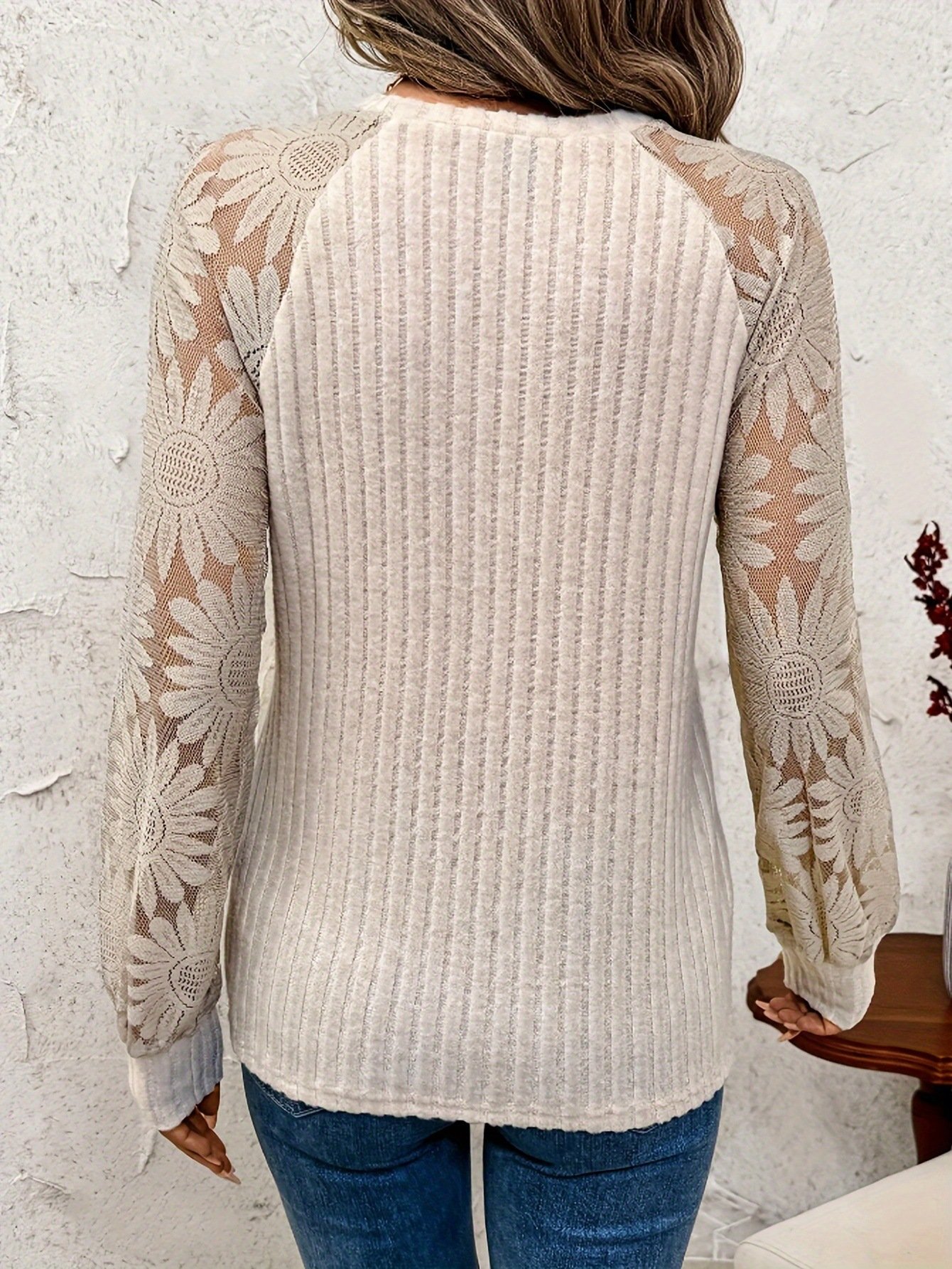 Elegant Lace Crew Neck Long Sleeve T-shirt