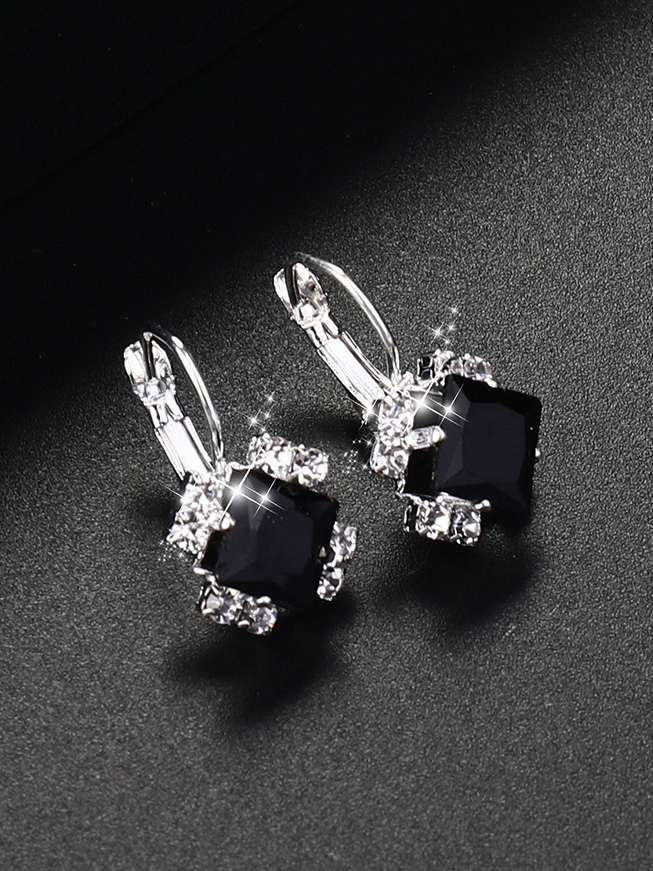 Simple Rhinestone Gem Alloy Earrings