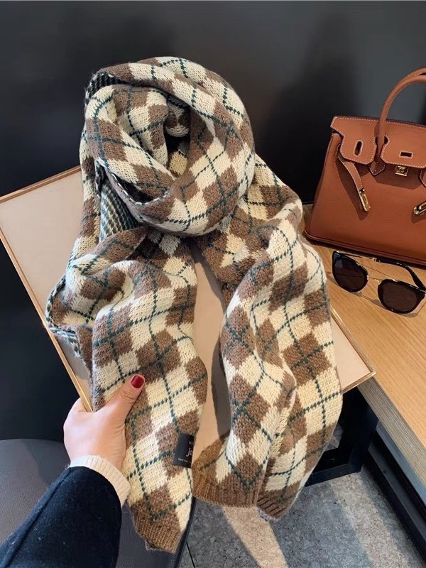 Versatile Korean Style Knitted Wool Christmas Red New Winter High-end New Year Gift Couple Scarf