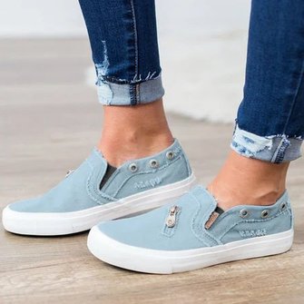 noracora rhinestone sneakers