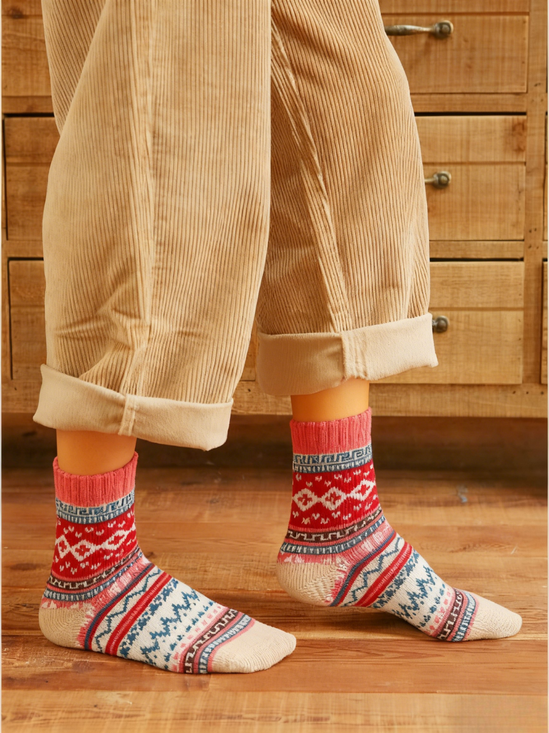 Chunky Knit Thick Warm Mid-calf Socks With Ethnic Retro Geometric Pattern