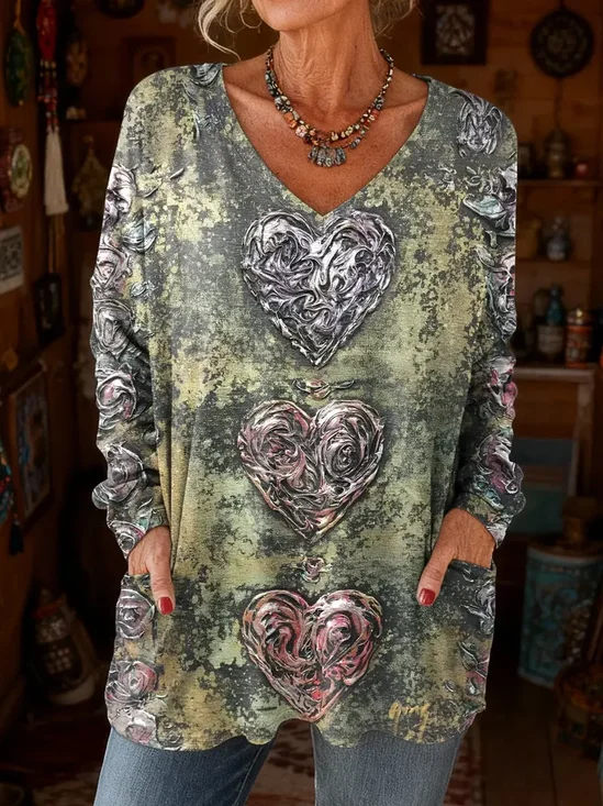 Vintage Heart/Cordate V Neck Long Sleeve T-shirt