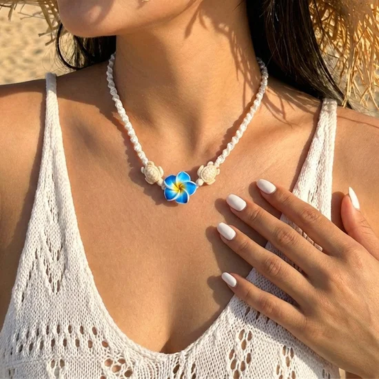 Ocean-Inspired Seashell Floral Shape Necklace With Chocker