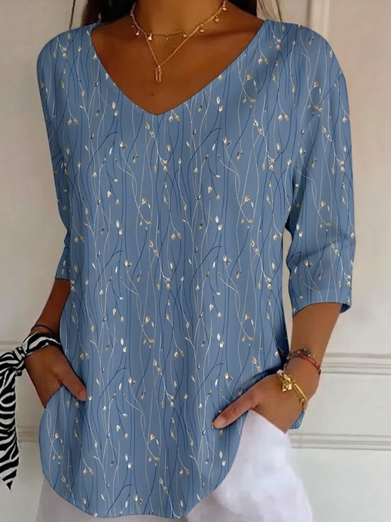 Vintage Leaf V Neck Three Quarter Sleeve T-shirt
